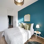 Majestic Square View Apartman